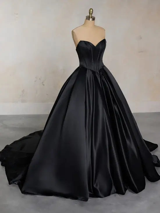 Vestido de Noiva A-Line em Cetim Crepe com Decote Ombro a Ombro