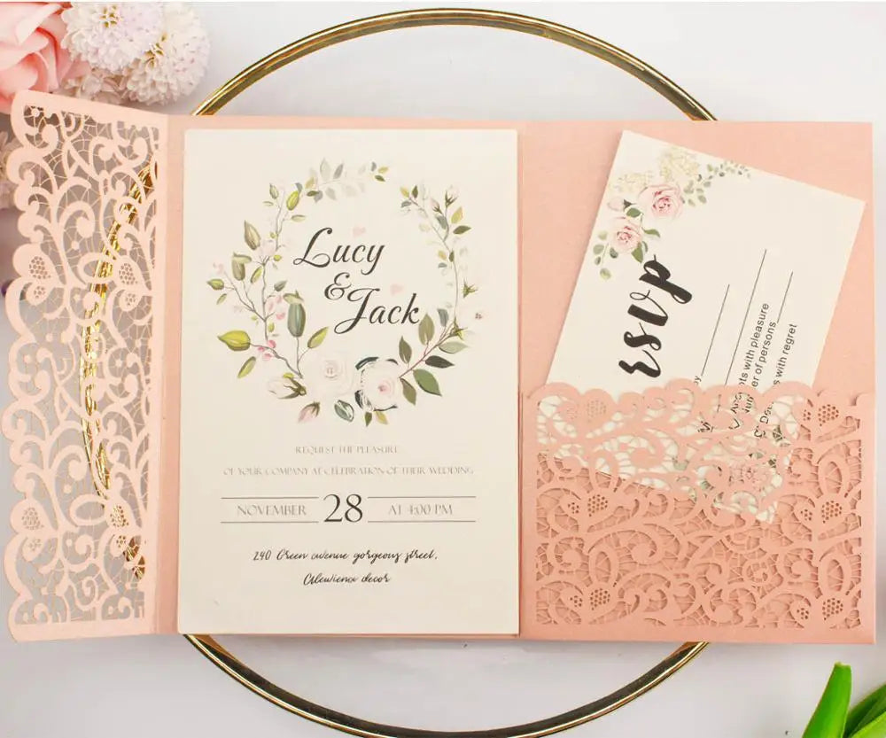 Convite de Casamento Tripla Dobra com Glitter e Corte a Laser
