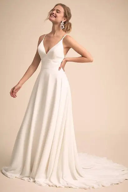 Vestido de Noiva Simples V-Neck com Renda nas Costas — Modelo A-Line