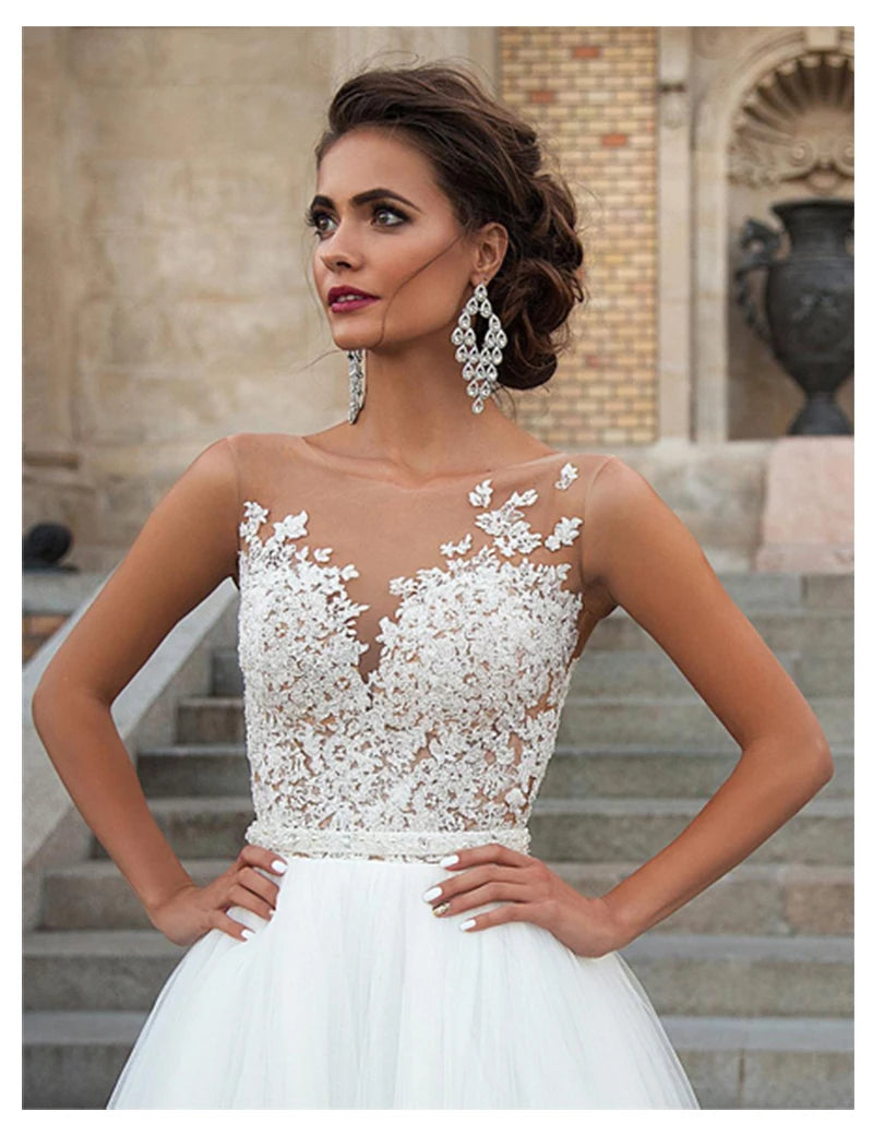 Vestido de Noiva Boho em Tule com Renda Aplicada