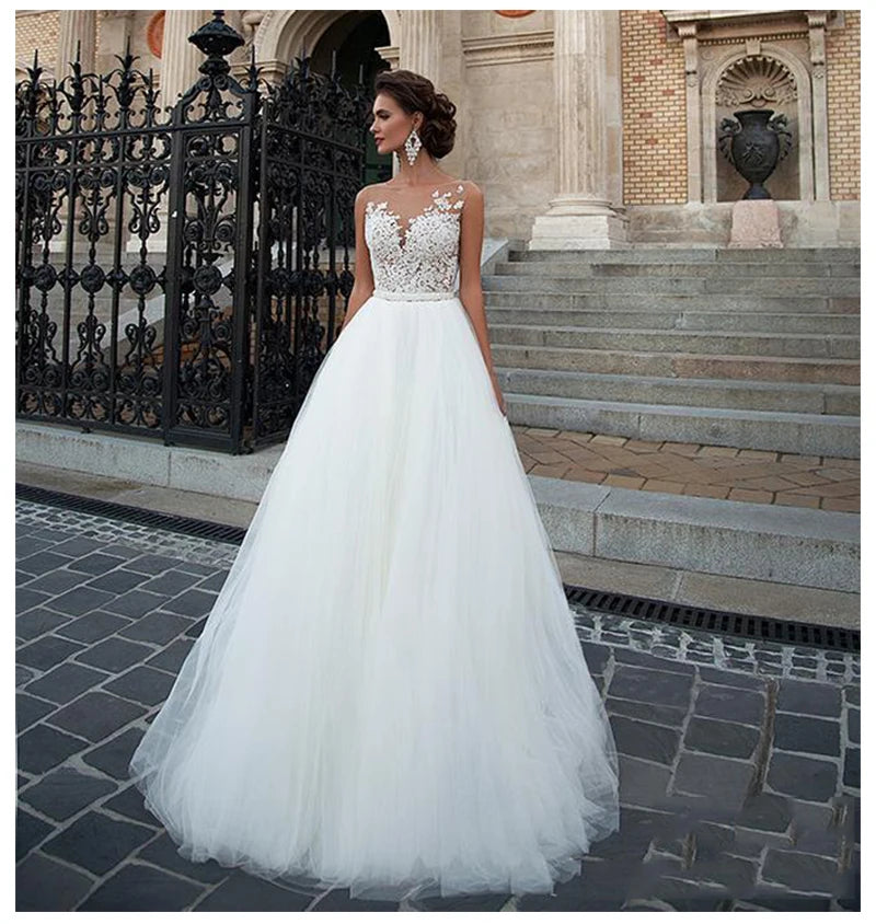 Vestido de Noiva Boho em Tule com Renda Aplicada