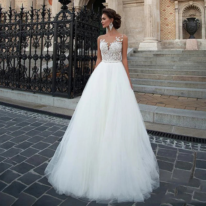 Vestido de Noiva Boho em Tule com Renda Aplicada