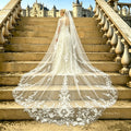 Véu Catedral de Noiva com Renda Bordada – Elegância Majestosa para um Casamento de Sonho