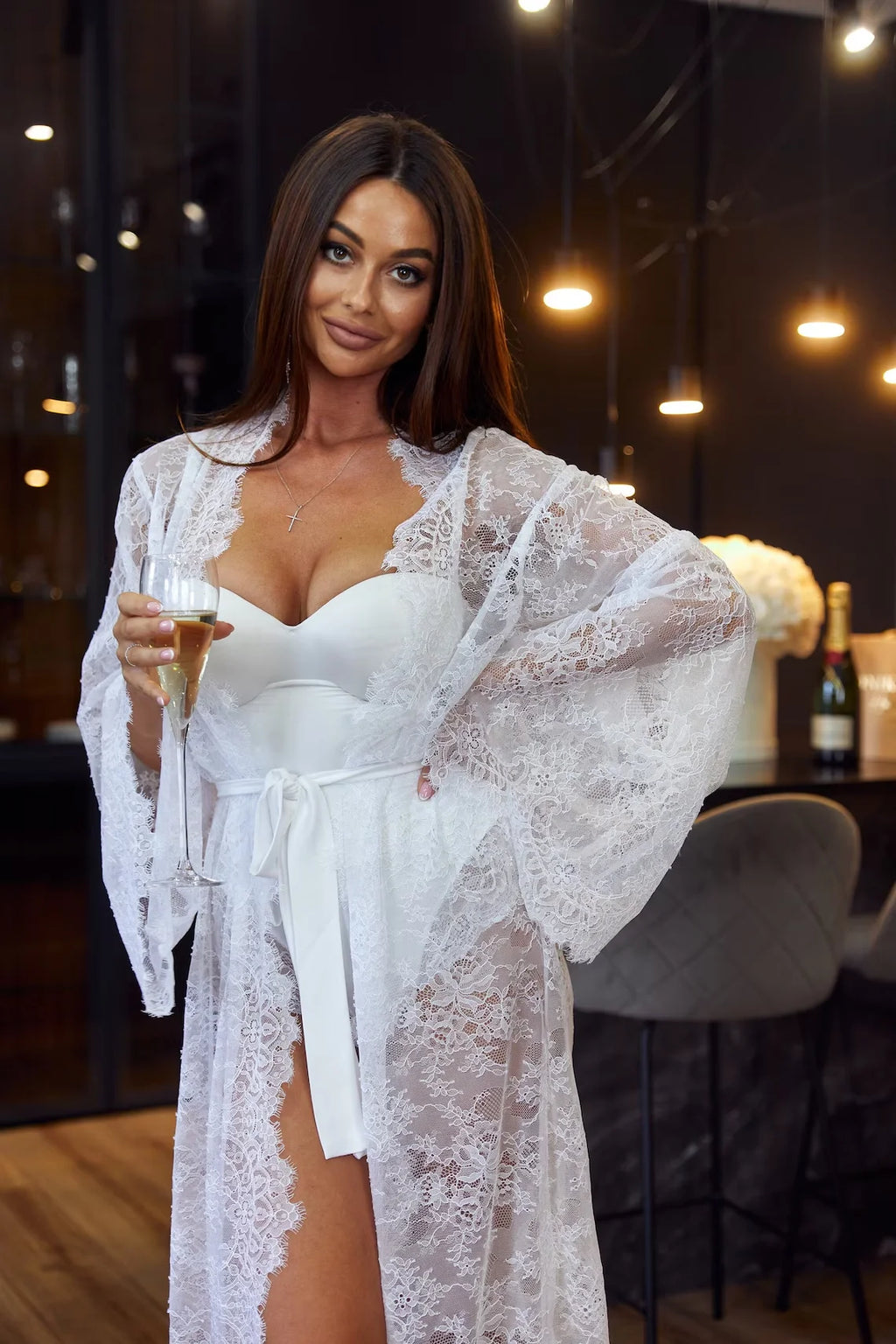 Robe Maxi Lace LINSESS — A Noiva mais Elegante do Mundo