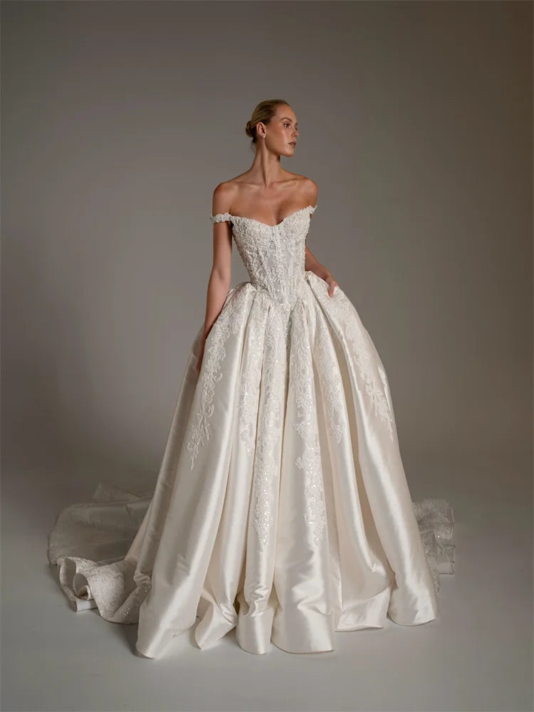 Vestido de Noiva A-Line Sweetheart — Cetim Macio com Amarração nas Costas