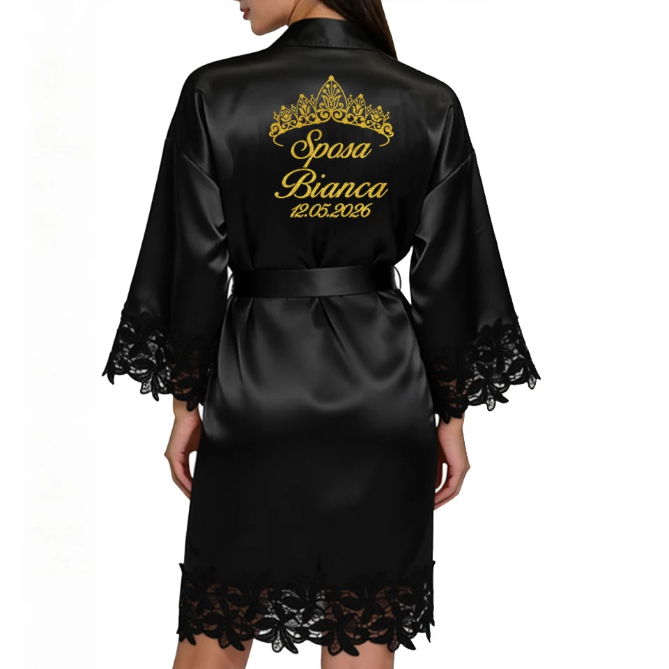 Robe Personalizado para Noiva – Com Nome e Data Bordados | Roupão de Cetim com Renda para Casamento