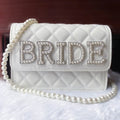 Clutch "Bride to Be" com Pérolas
