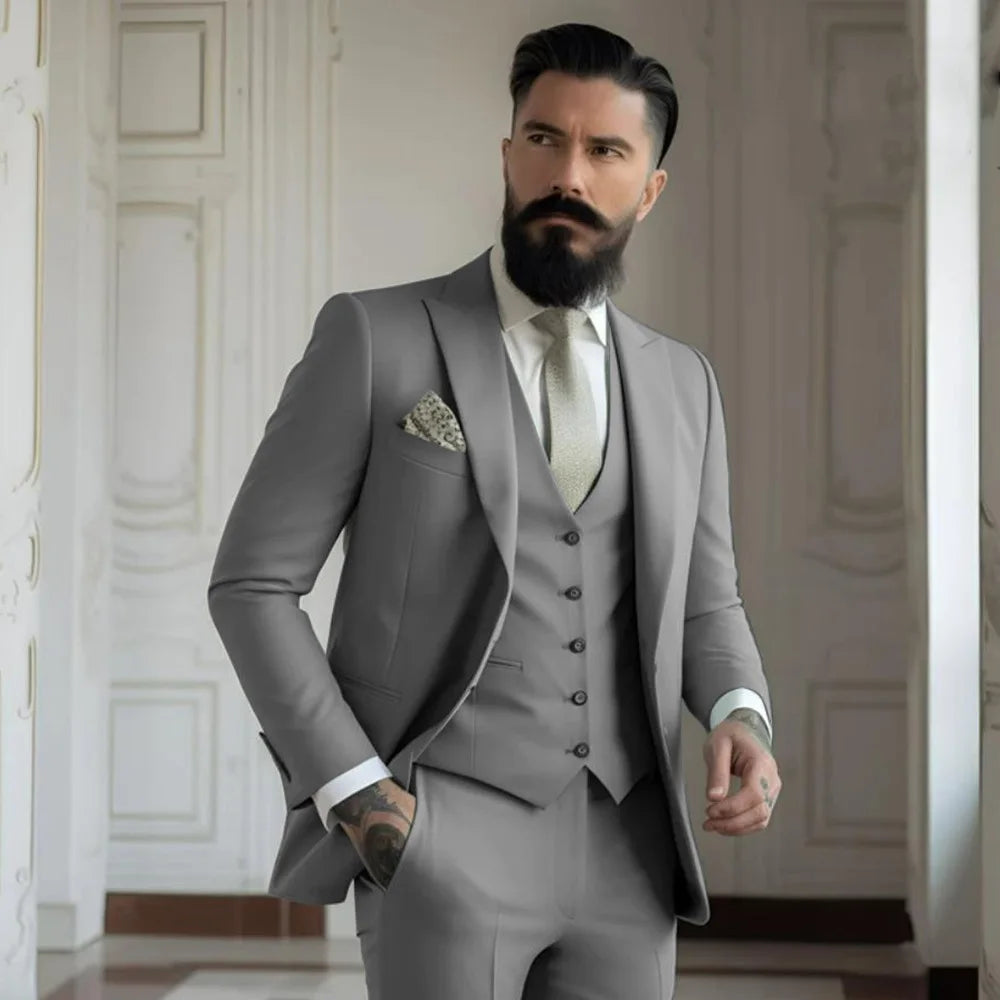 Fato Masculino Champagne – Conjunto de 3 Peças para Casamento e Eventos Formais