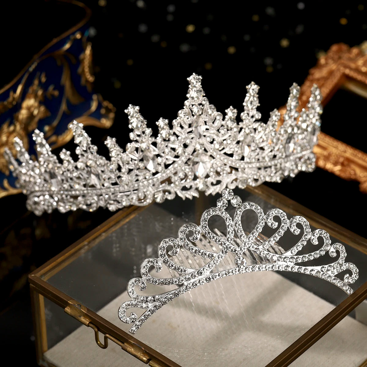 Conjunto de Tiaras em Cristal Prateado