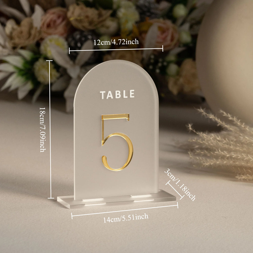 Número de Mesa em Acrílico Branco com Numeração 3D
