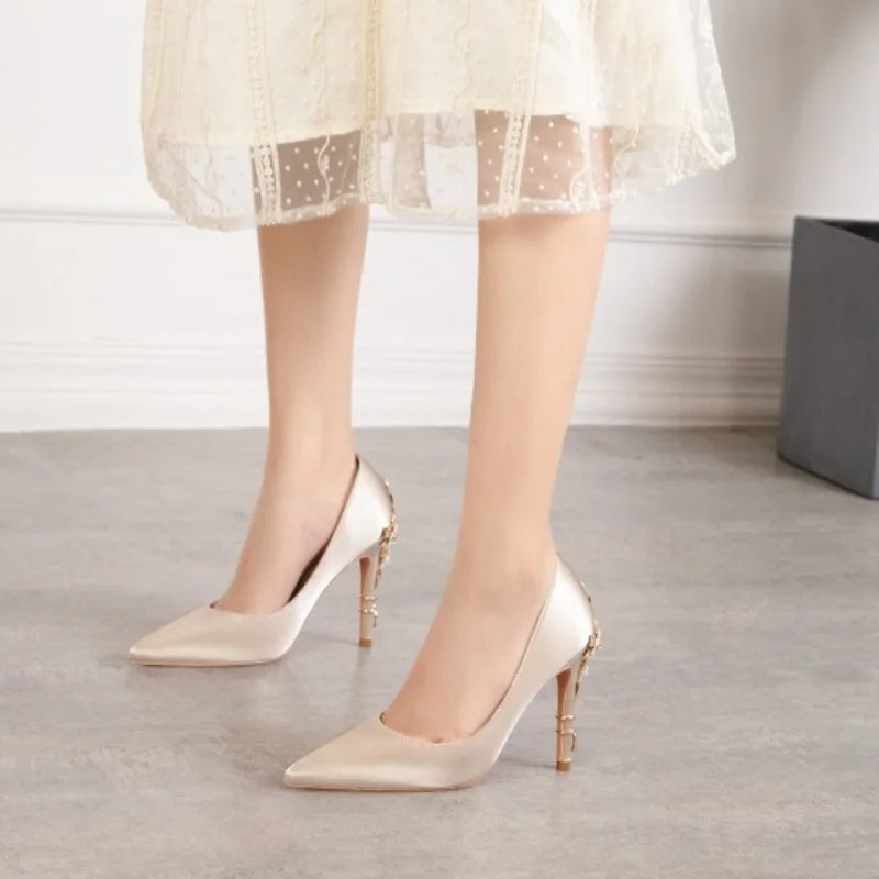 Sapatos de Noiva em Cetim
