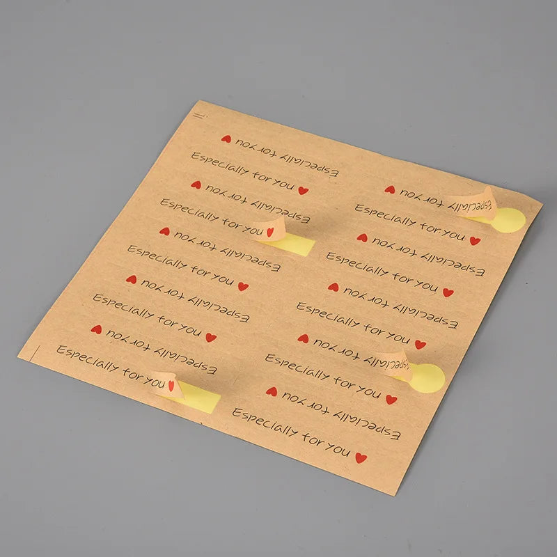 Conjunto de 30 Cones para Confettis com Caixa Suporte – Decoração para Casamentos