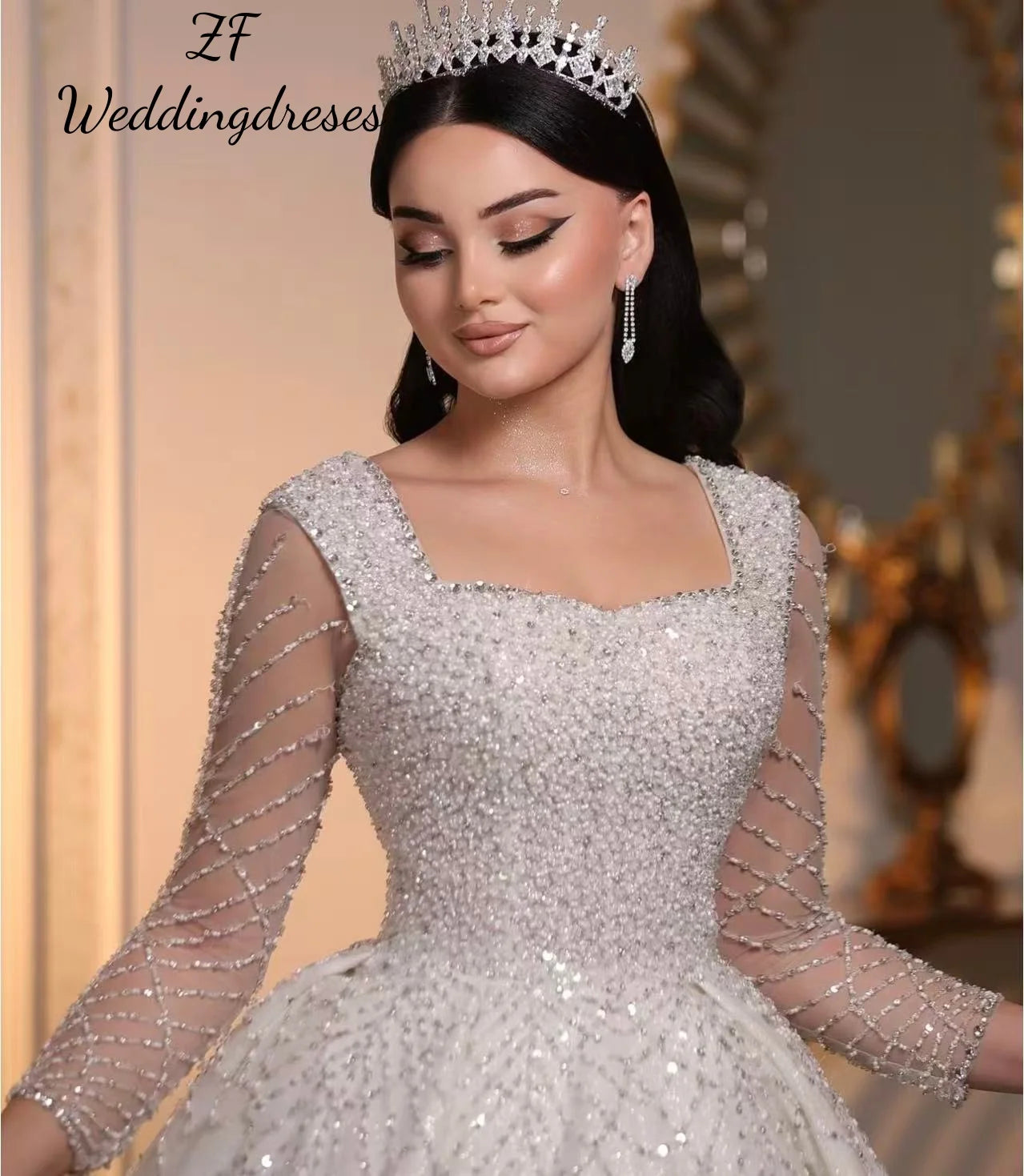 Vestido de Noiva Princesa Luxuoso com Decote Quadrado e Brilho