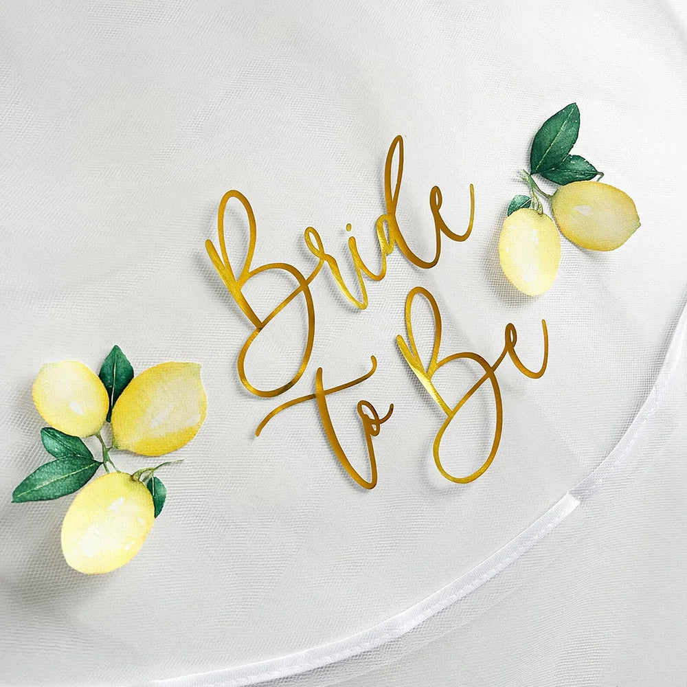 Véu "Bride to Be" com Limões – Acessório para Despedida de Solteira