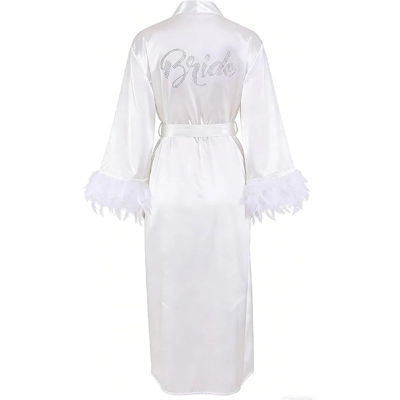 Robe de Noiva com Penas CINOLE — Sensual, Elegante e Inesquecível