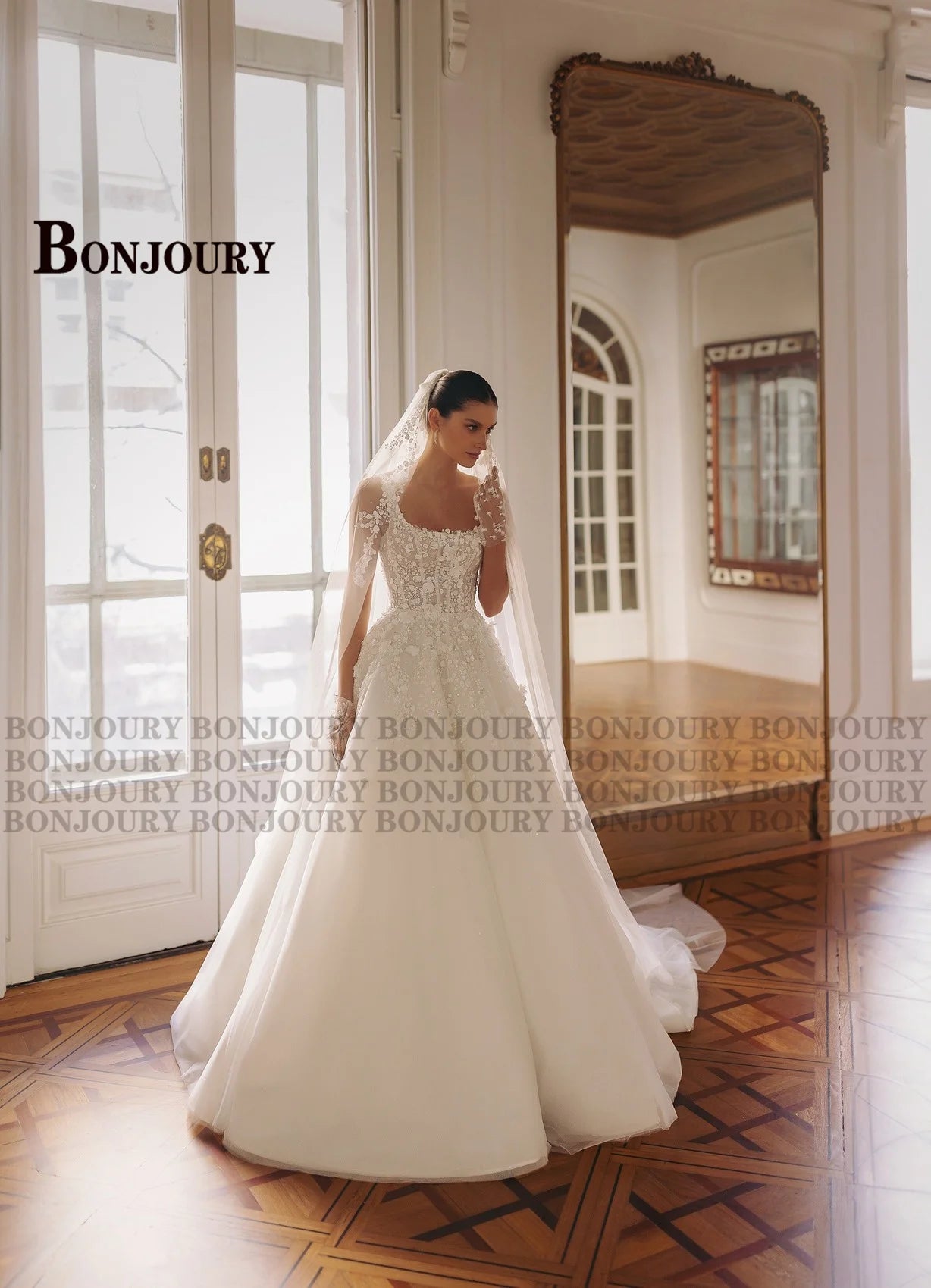 Vestido de Noiva Vintage A-Line com Costas Abertas, Alças Finas e Renda em Tule – Personalizado 2026