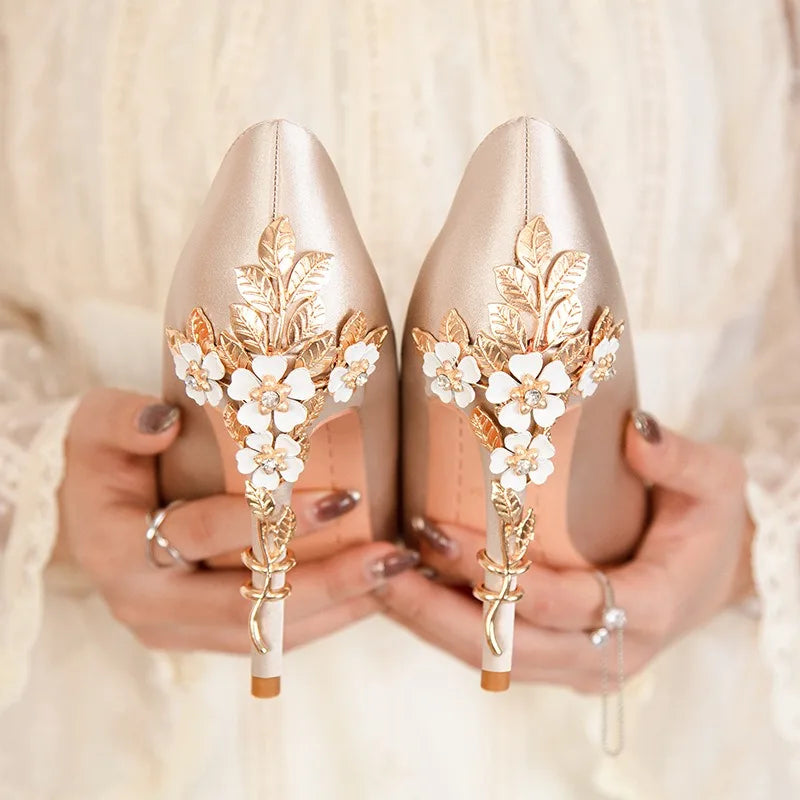 Sapatos de Noiva em Cetim
