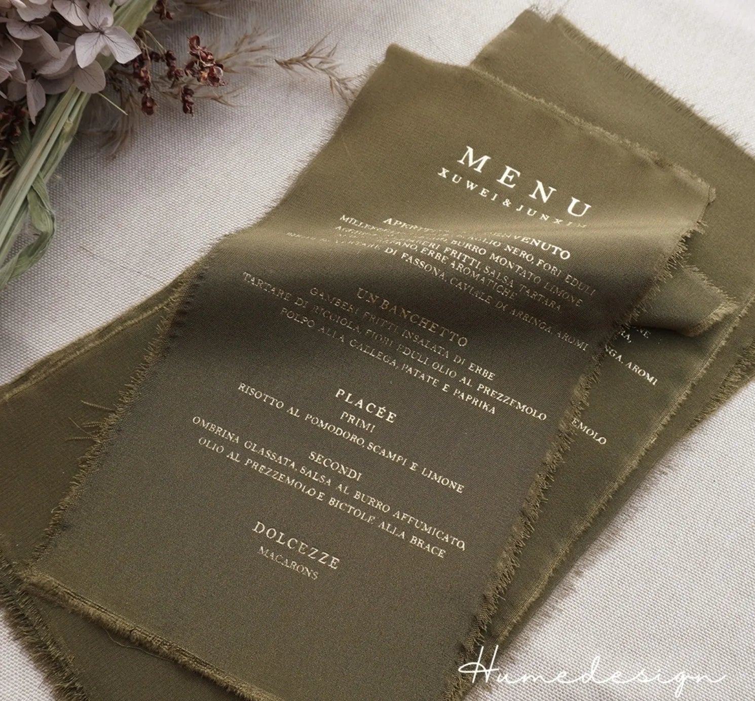 Menu de Casamento em Seda com Bordas Rasgadas