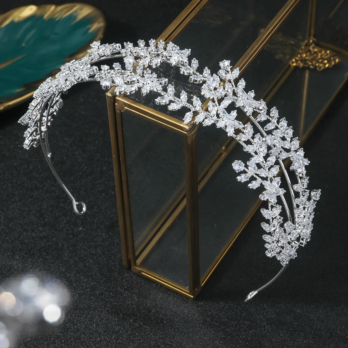 Tiara Luxo com Zircónias Cúbicas