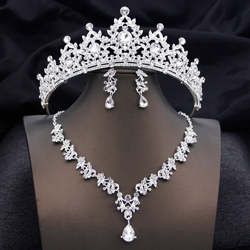 Conjunto de Joias de Princesa com Tiara Azul Opala – Coroa, Colar e Brincos