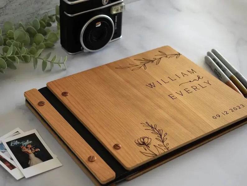 Livro de Honra em Madeira Personalizado | Álbum de Fotografias e Mensagens