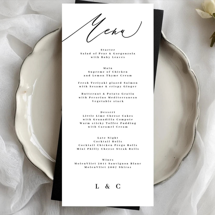 Menus de Casamento Personalizados com Caligrafia Elegante