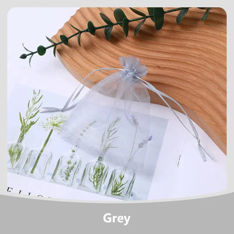 Saquinhos de Organza para Lembranças de Casamento — Kit com 100 Unidades