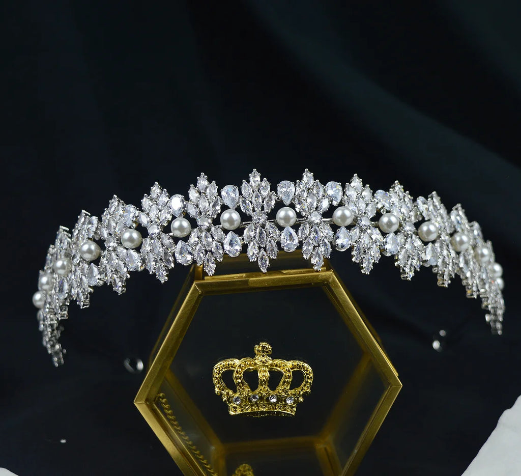 Tiara Luxo com Zircónias Cúbicas