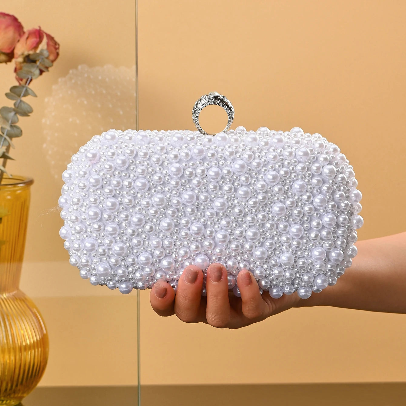 Clutch Luxo Bordada com Pérolas