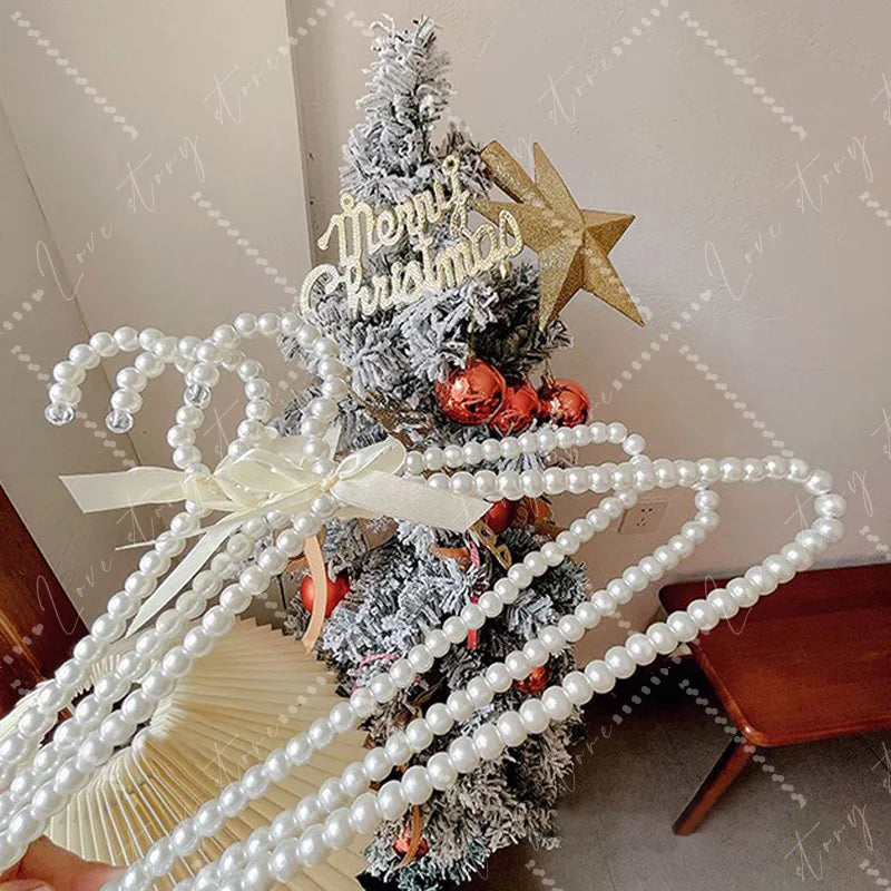 Cabide de Noiva Personalizado com Pérolas – Elegância para o Seu Grande Dia