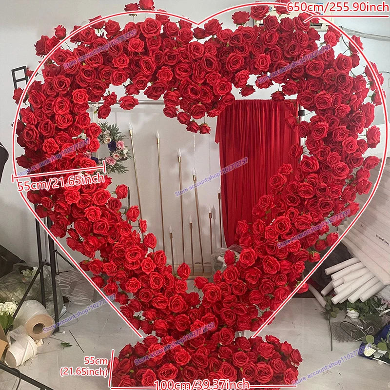 Arco Floral Artificial em Forma de Coração – Decoração Luxuosa para Casamentos