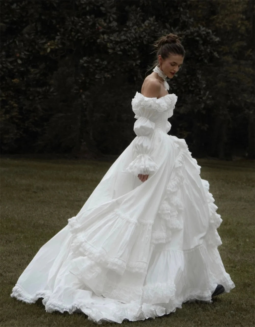 Vestido de Noiva Tokyo White com Mangas Removíveis — Elegância em Cada Detalhe