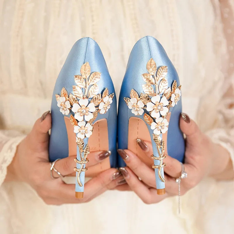 Sapatos de Noiva em Cetim