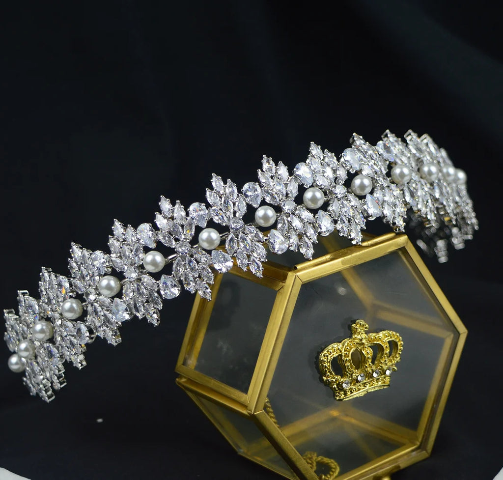 Tiara Luxo com Zircónias Cúbicas