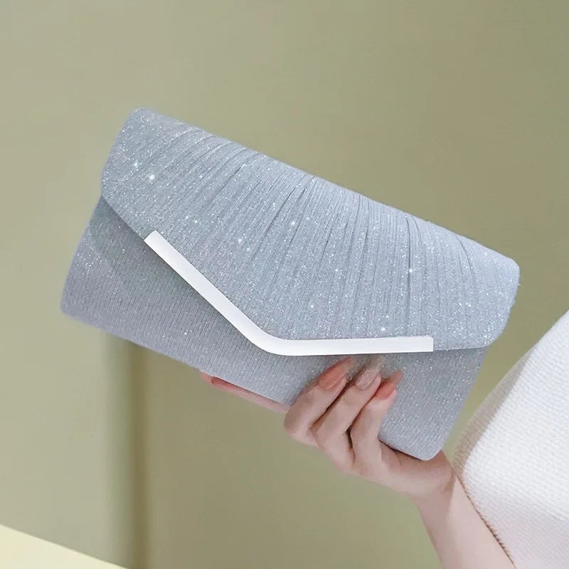 Clutch Plissada com Brilho