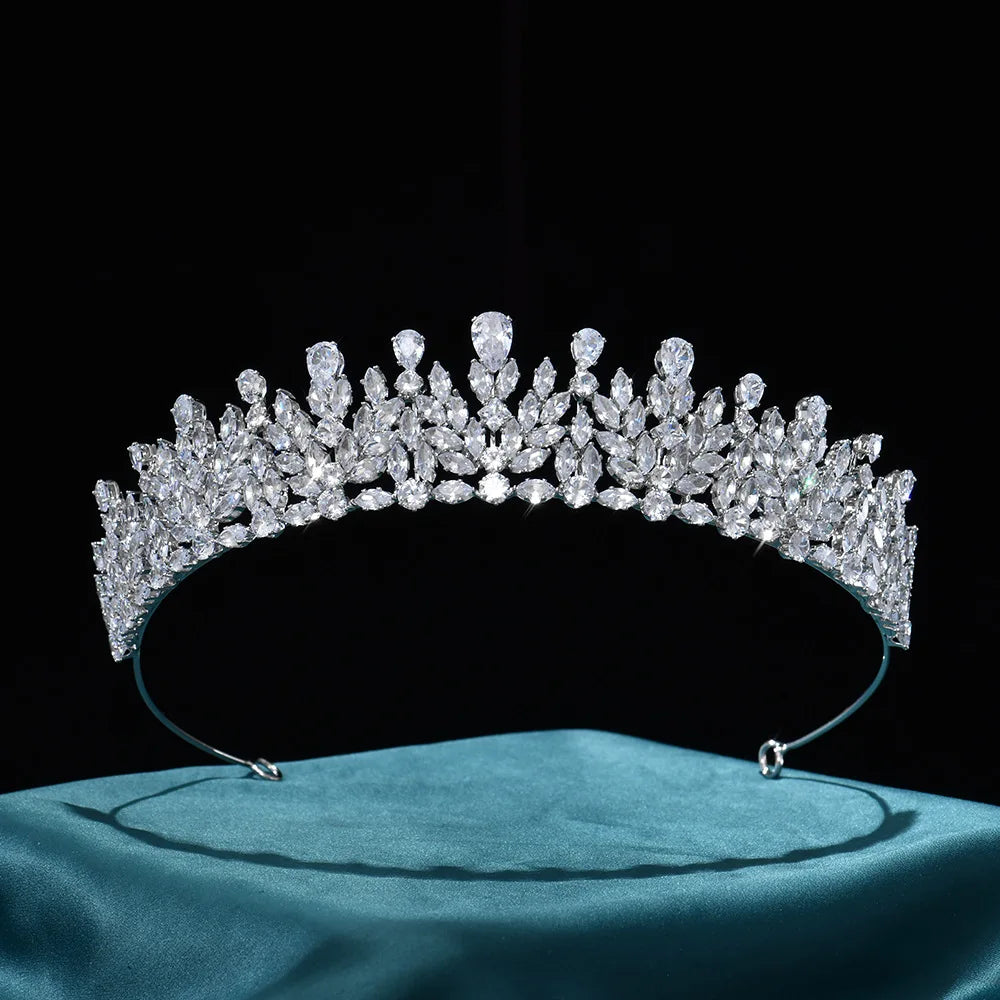 Tiara Luxo com Zircónias Cúbicas
