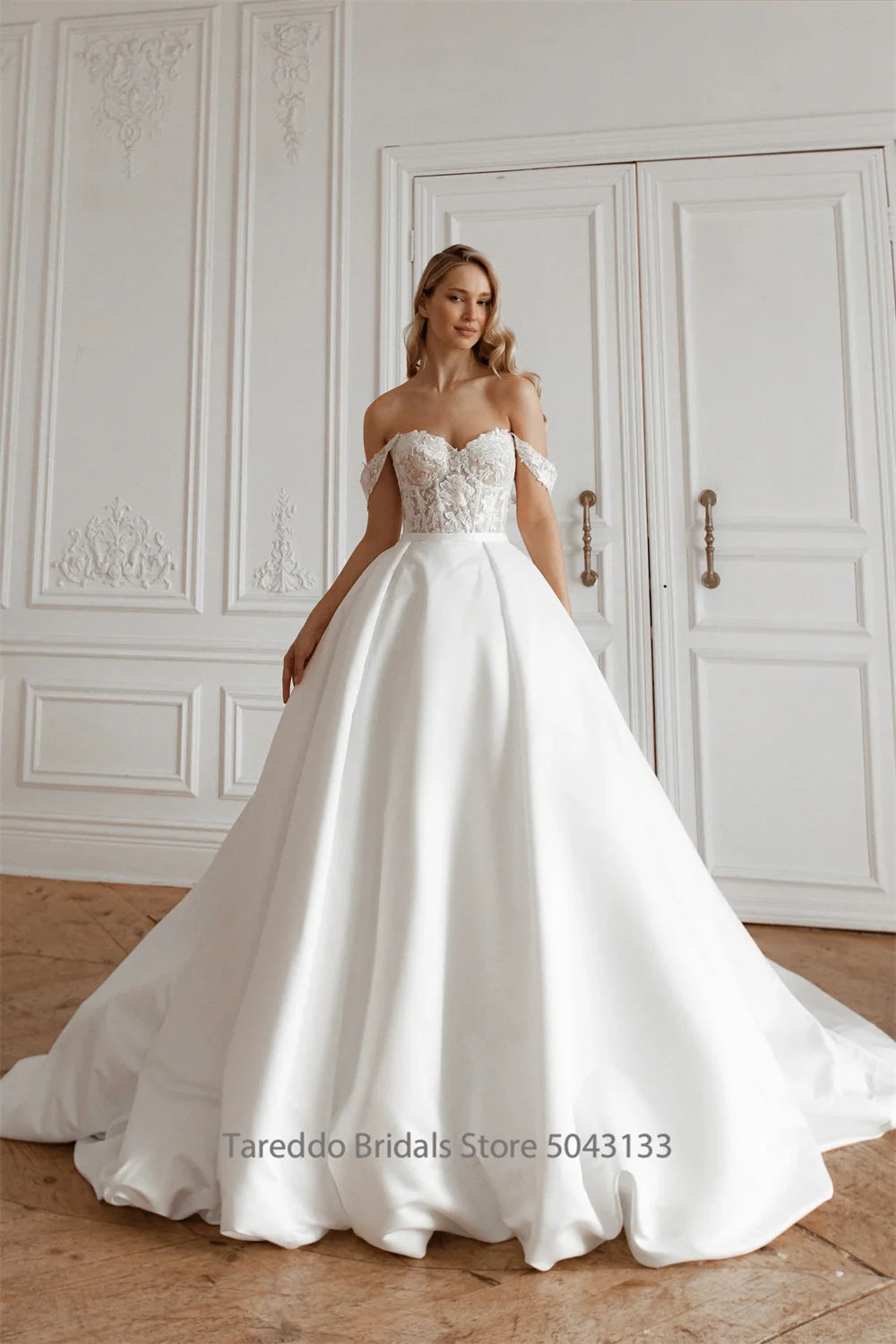 Vestido de Noiva 2 em 1 com Saia Removível e Brilho