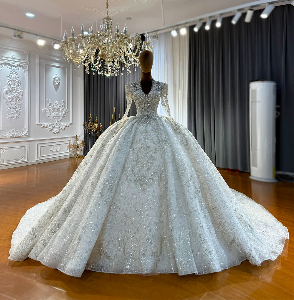 Vestido de Noiva NS5068 Bordado com Decote em V — Amanda Novia