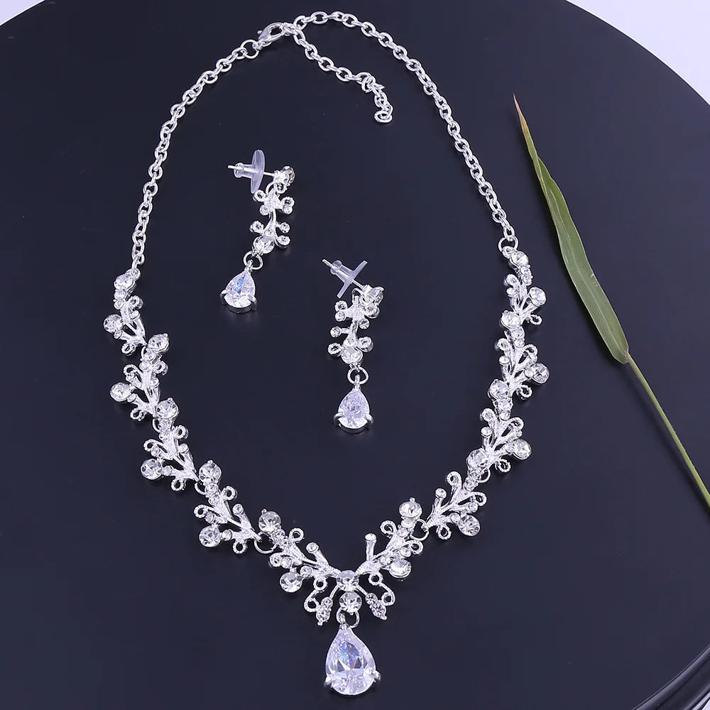 Conjunto de Noiva Luxo 4 Peças – Tiara, Colar e Brincos