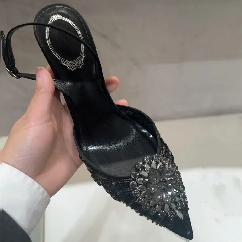 Sapatos Slingback de Salto Alto