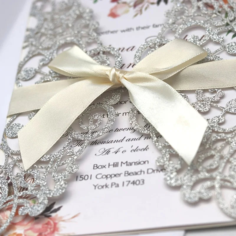 Convites de Casamento com Glitter e Fita – Pack de 10 | Elegância que Brilha