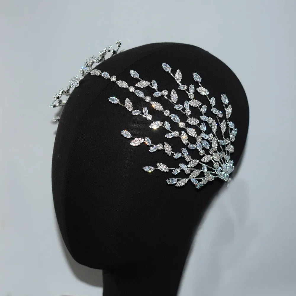 Tiara Luxo com Zircónias Cúbicas