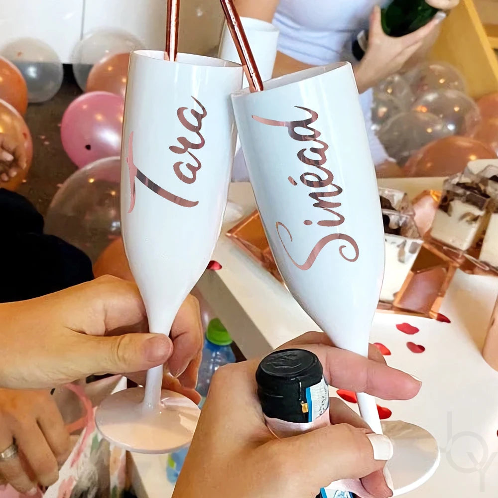Taças de Champanhe Brancas Personalizadas para Casamento
