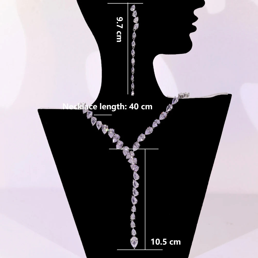 Conjunto de Joias com Zircónias Gota – Colar Choker e Brincos Elegantes