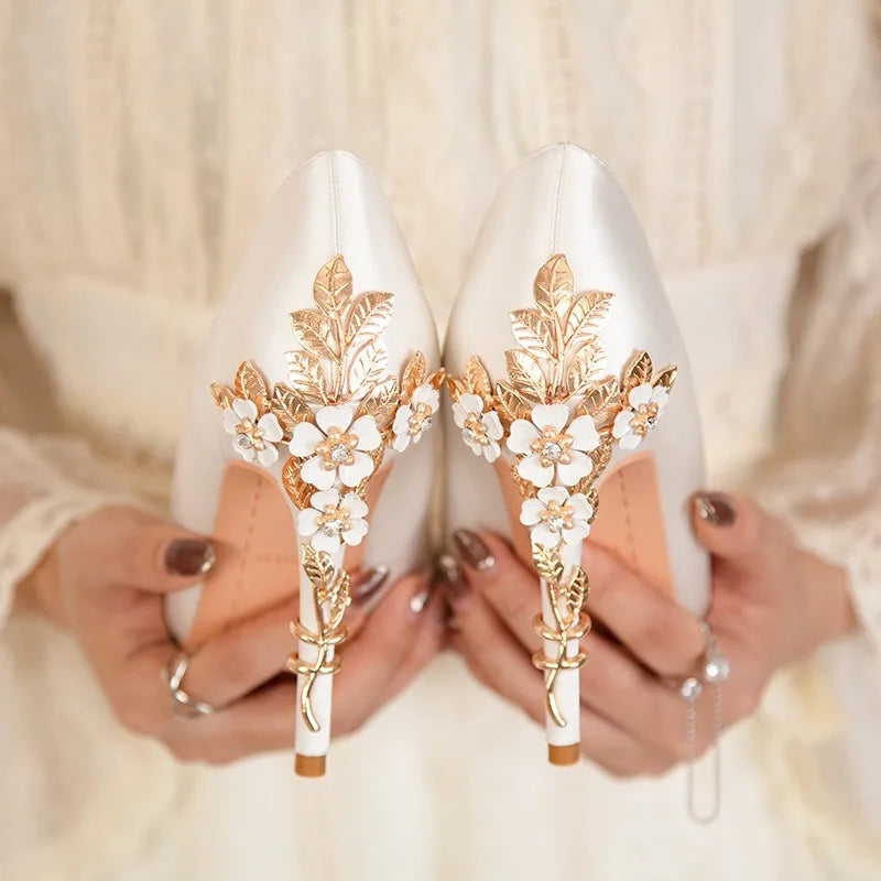 Sapatos de Noiva em Cetim