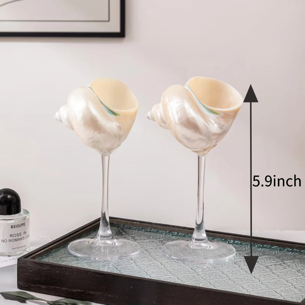 Conjunto com 2 Taças de Vinho em Formato de Concha