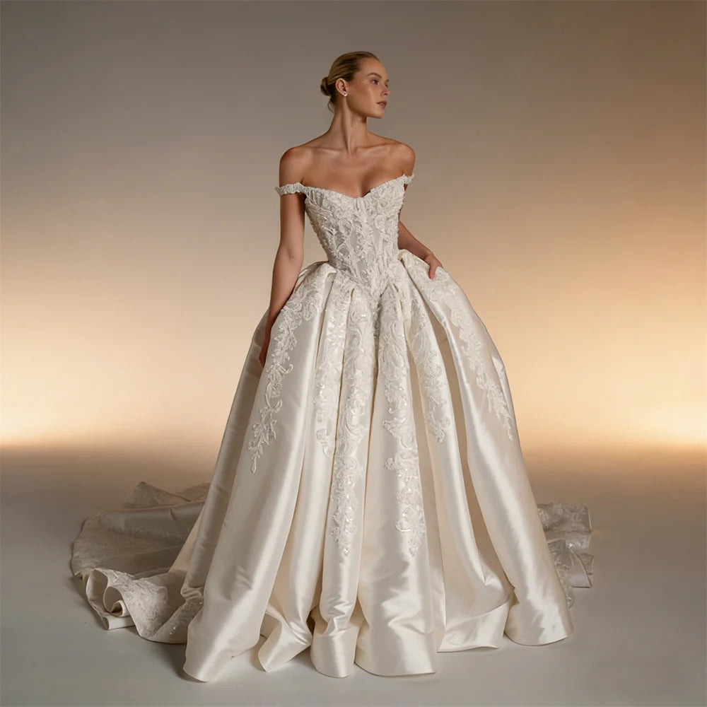 Vestido de Noiva A-Line Sweetheart — Cetim Macio com Amarração nas Costas