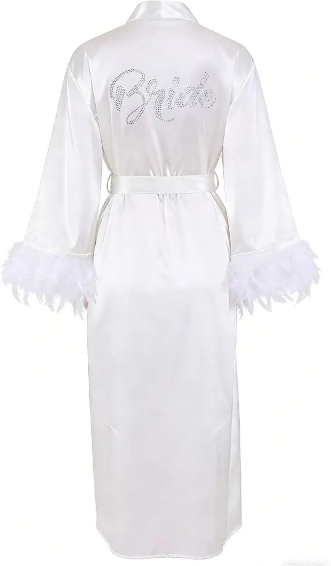 Robe de Noiva com Penas CINOLE — Sensual, Elegante e Inesquecível