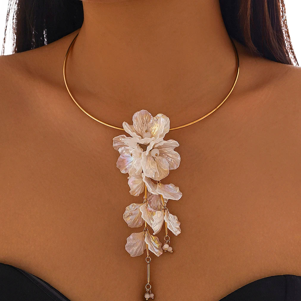 Conjunto de Colar e Brincos Boho Floral