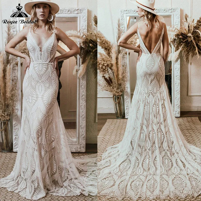 Vestido de Noiva Boho em Renda com Alças Finas e Costas Abertas